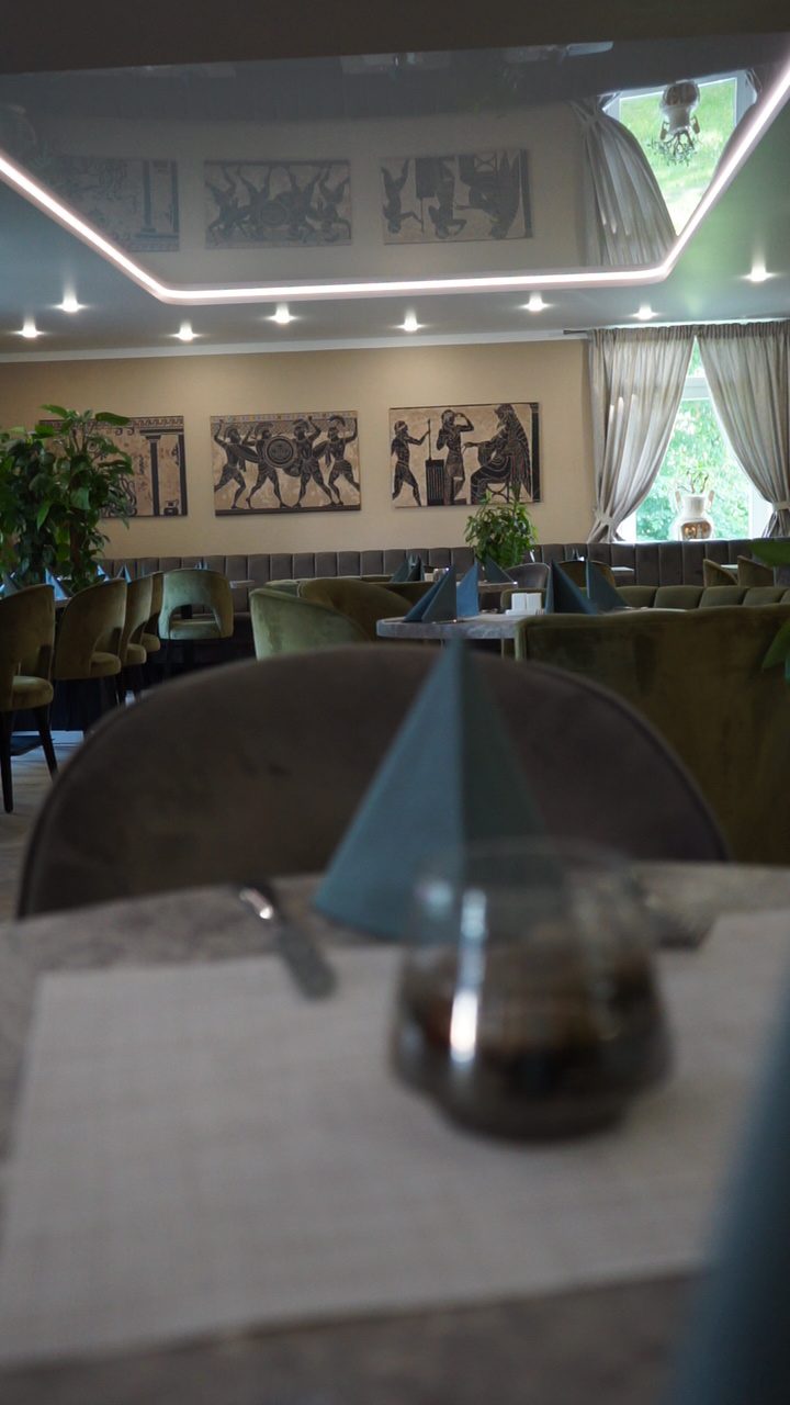 25 restaurant maeandros